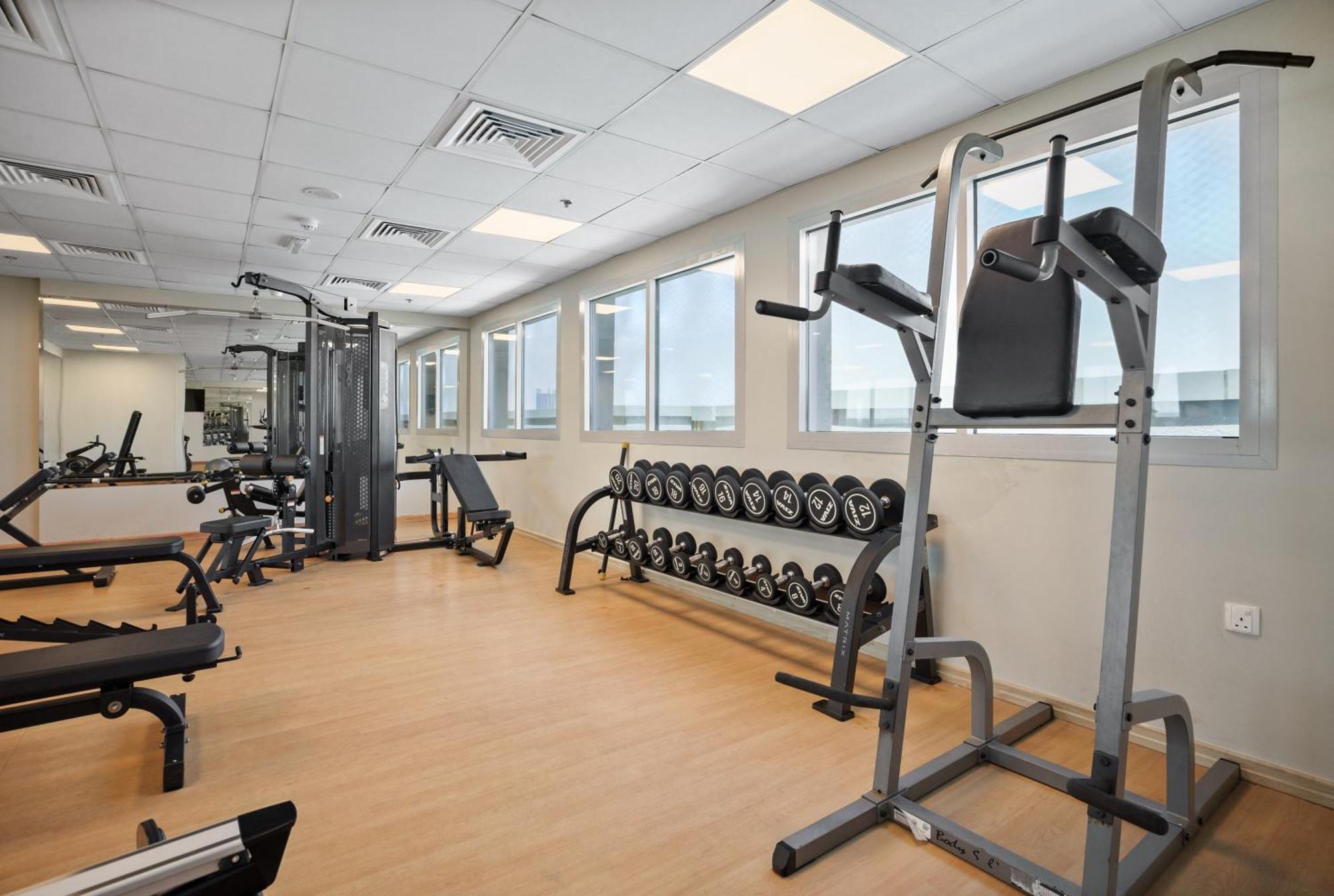 Stylish At Sports Apartment Dubai